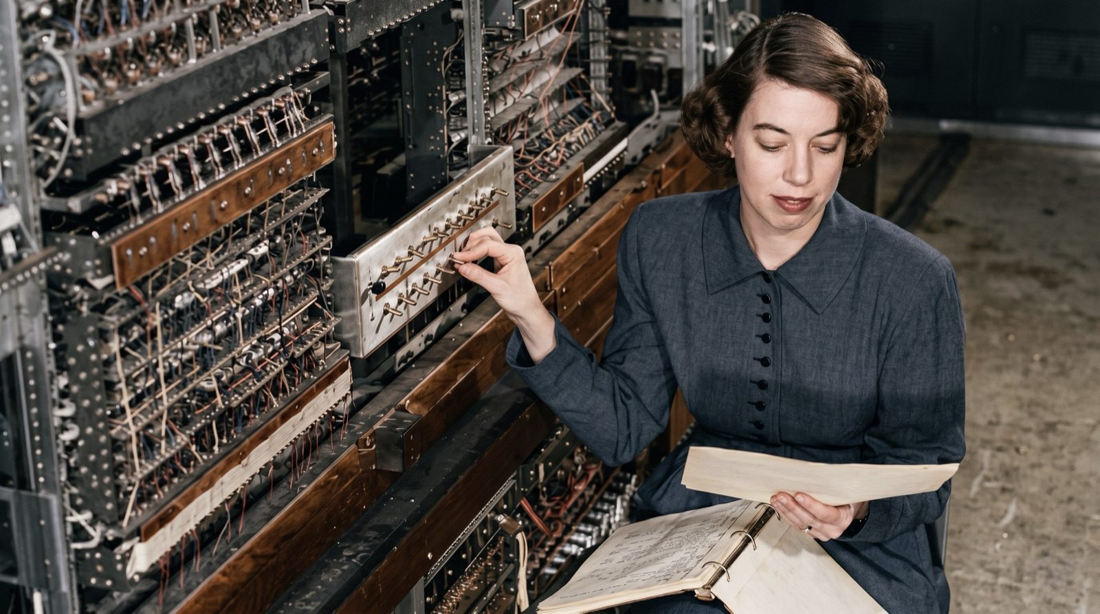 Computational social science — LLM-assisted measurement and citation visibility
